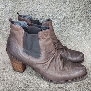 Paul Green Jano Leather Scrunch Chelsea Ankle Bootie Brown Women's 10